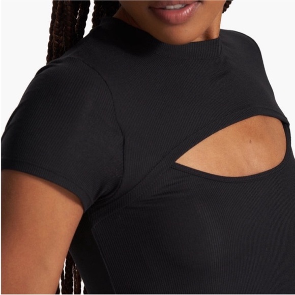 Vuori ribbed t shirt - Picture 2 of 3